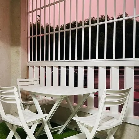 Pool Vacation Bnl Apartment *